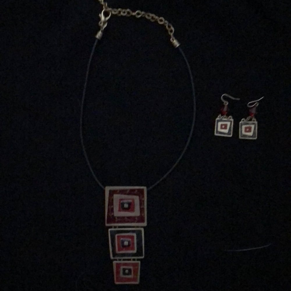 Necklace set